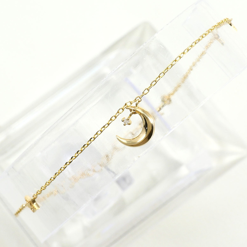 VINTAGE 10k Gold Diamond Charm Bracelet